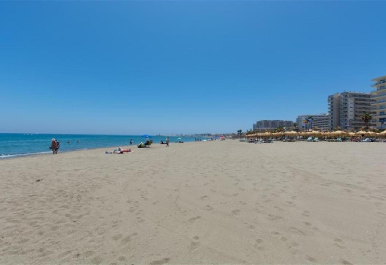 Beach Apartment Montemarcarihuela Torremolinos Eksteriør billede