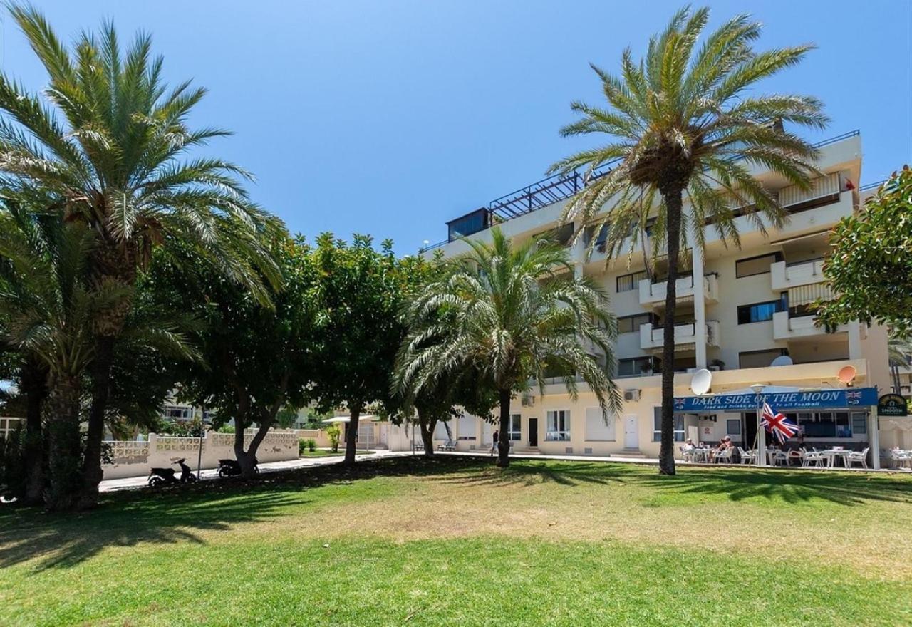 Beach Apartment Montemarcarihuela Torremolinos Eksteriør billede