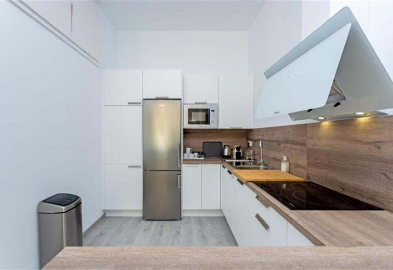 Beach Apartment Montemarcarihuela Torremolinos Eksteriør billede